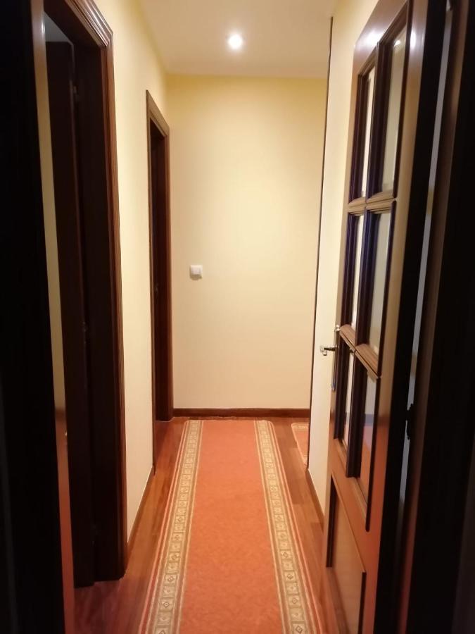 Апартаменти Piso As Camelias Понтеведра Екстер'єр фото