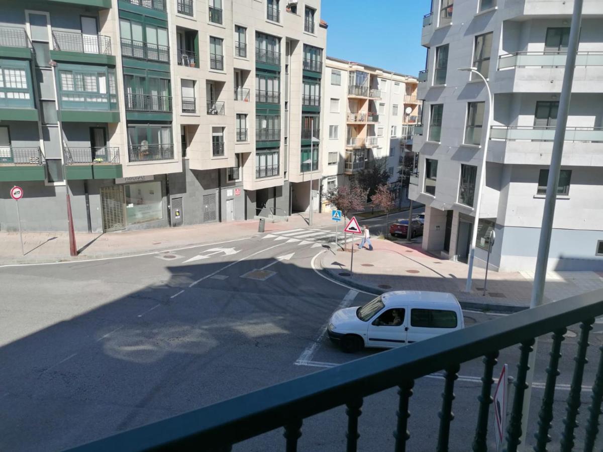 Апартаменти Piso As Camelias Понтеведра Екстер'єр фото