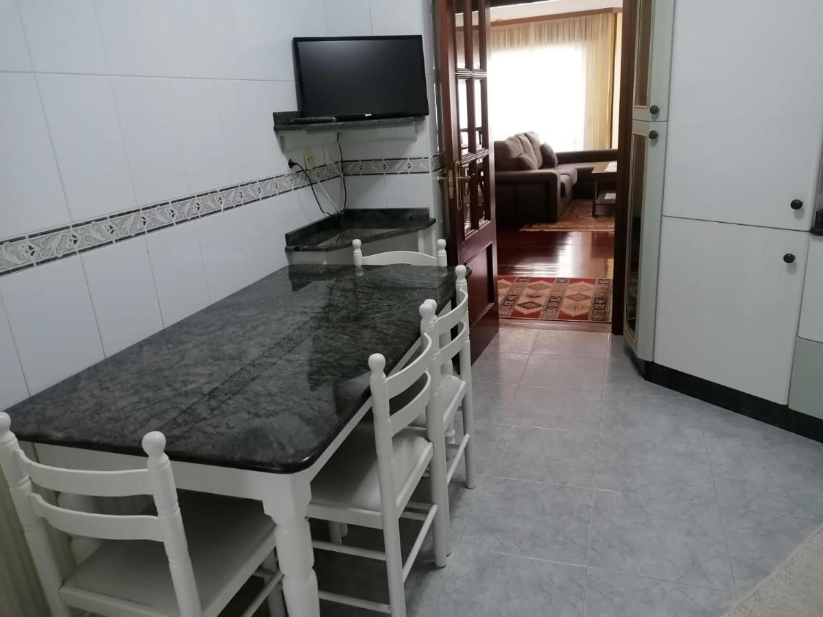 Апартаменти Piso As Camelias Понтеведра Екстер'єр фото